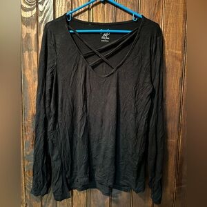 EUC Women’s Top
